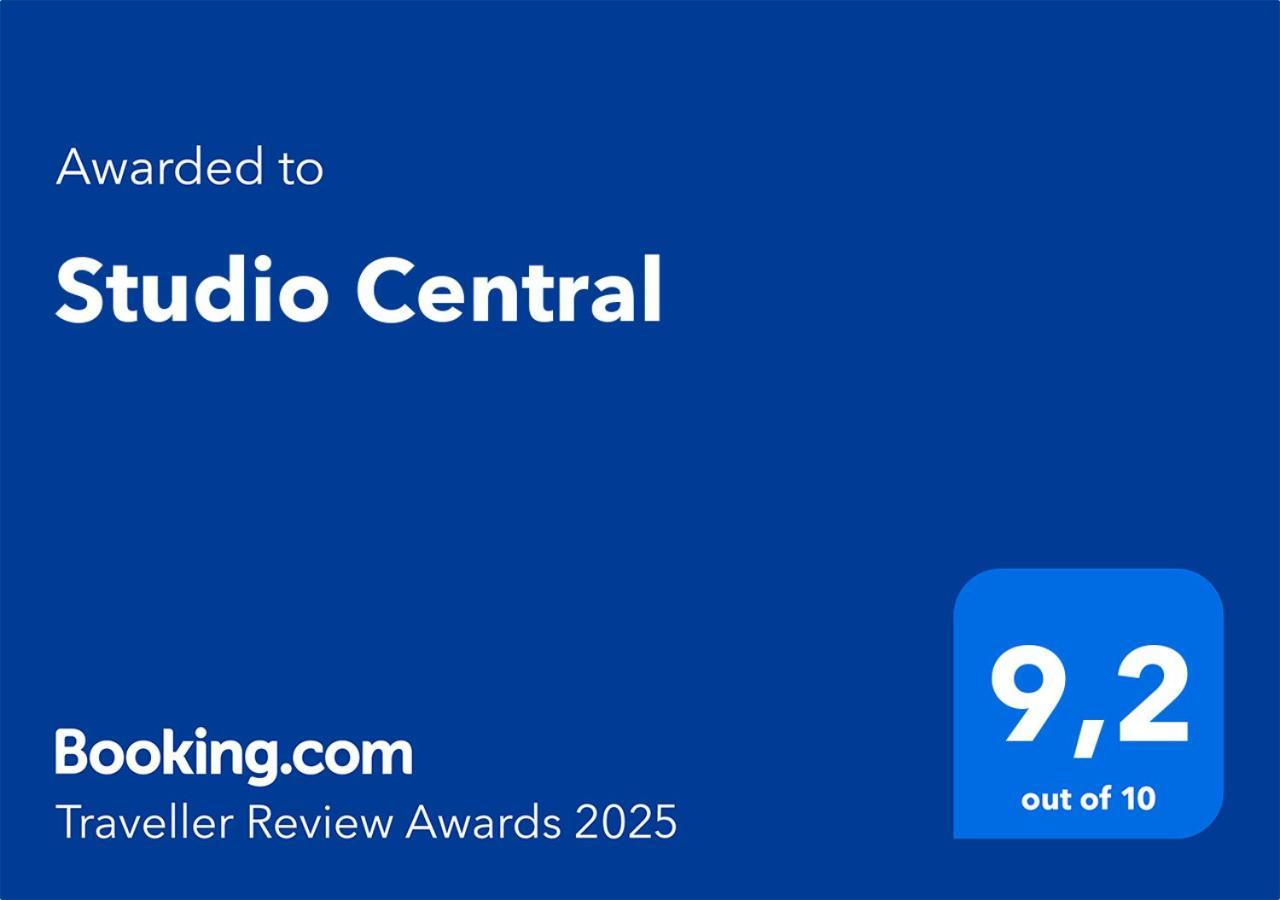 Studio Central Split *