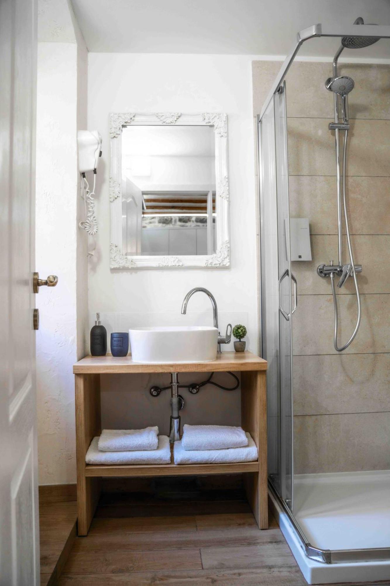 Studio Central Split Apartment *